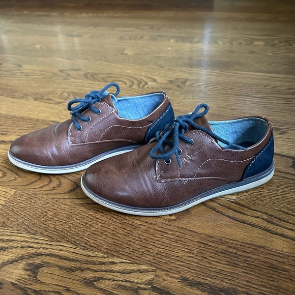 Kids Mens Brown Leather Shoes size 5 - Picture 8 of 12